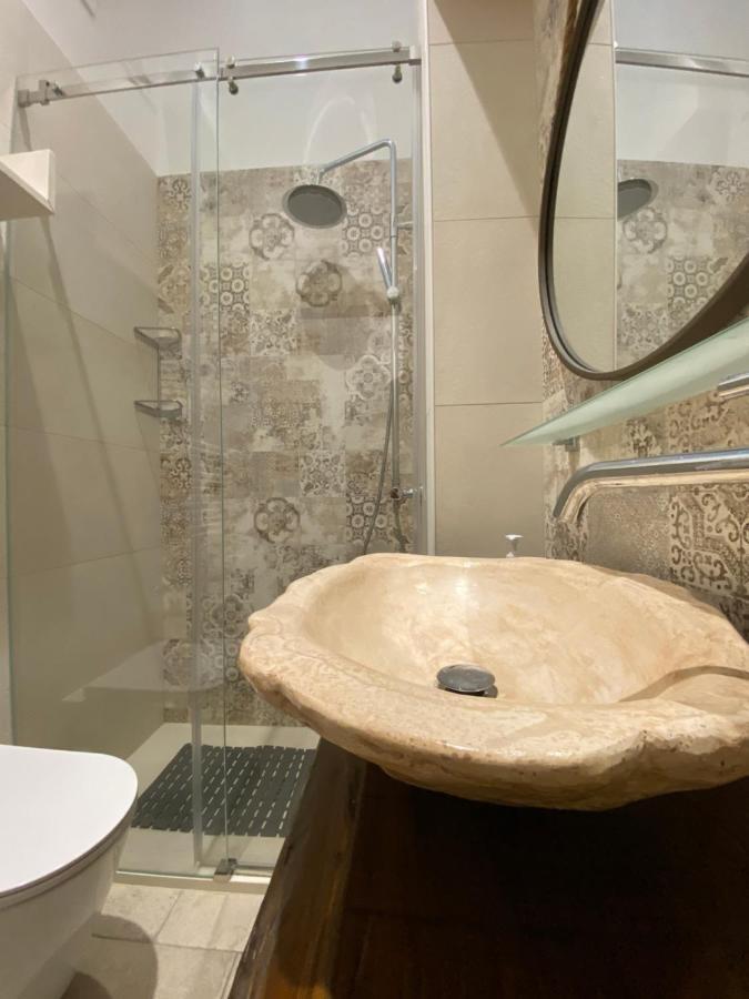 Dimora Via Vitti - Puglia Mia Apartments Монополи Экстерьер фото