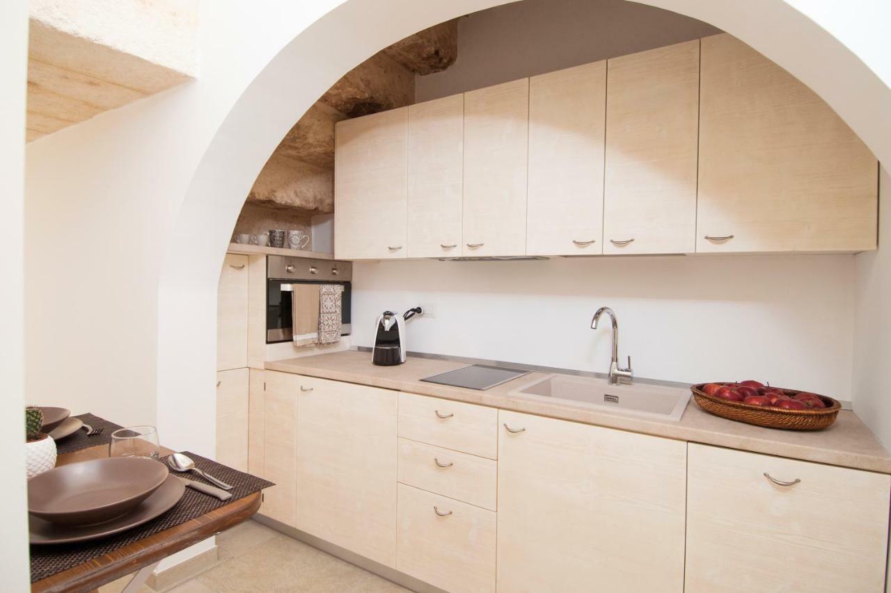 Dimora Via Vitti - Puglia Mia Apartments Монополи Экстерьер фото