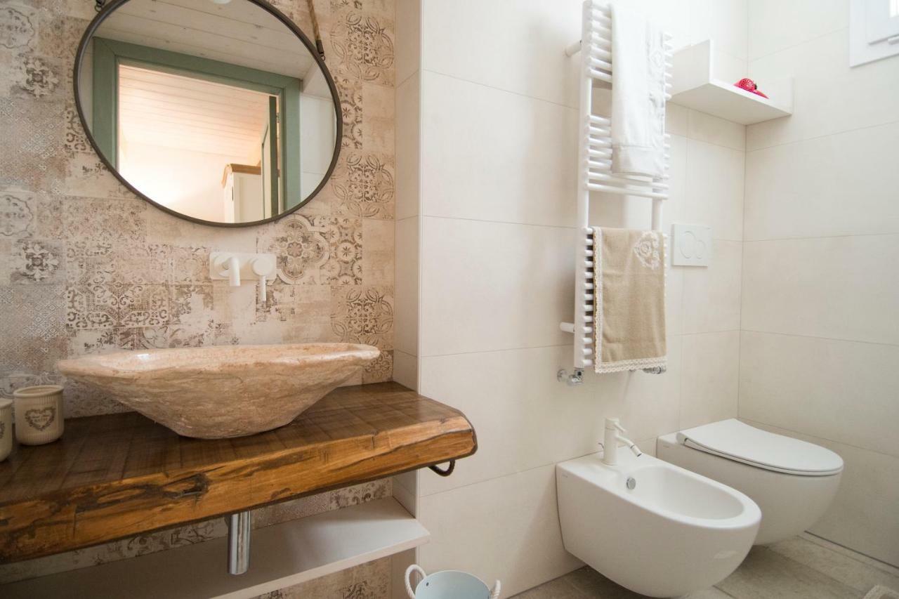 Dimora Via Vitti - Puglia Mia Apartments Монополи Экстерьер фото